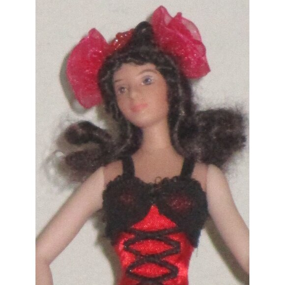 Popular Creations Sophia Red Black Dress Tassel Doll Porcelain Good Pre Owned - Picture 3 of 7